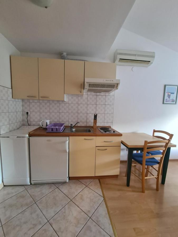 Emily Apartman Pula